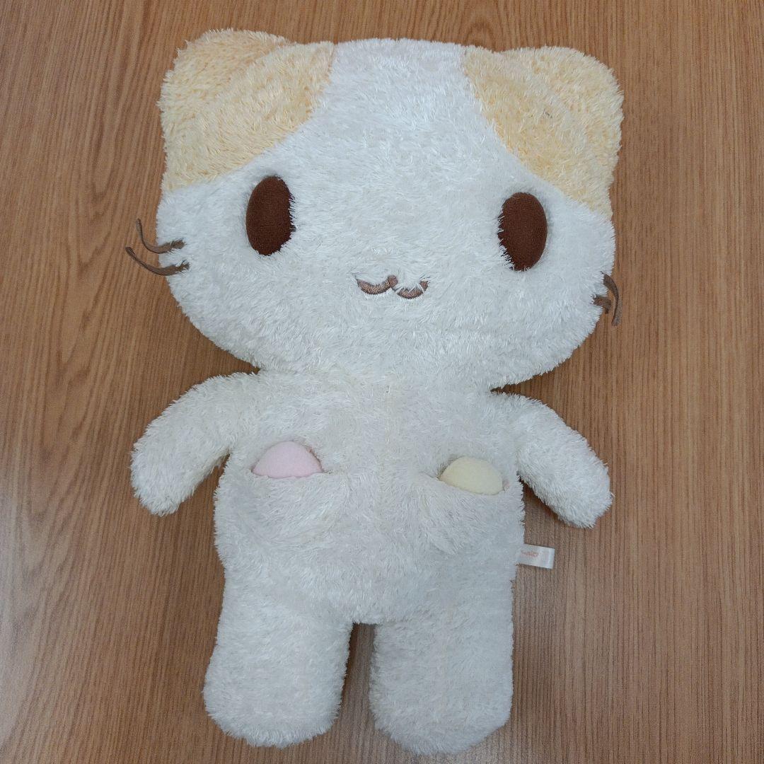 レア/希少　サンリオ　マシュマロみたいなふわふわにゃんこ　ぬいぐるみ　平成レトロ マシュマロみたいなふわふわにゃんこ フルフルマスコットホルダー