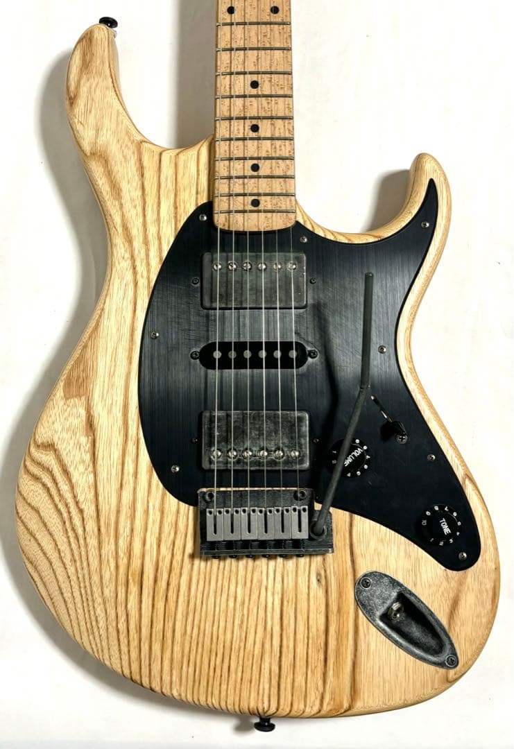 新品弦張替済】Cort ハイラムブロック シグネイチャーモデル - メルカリ